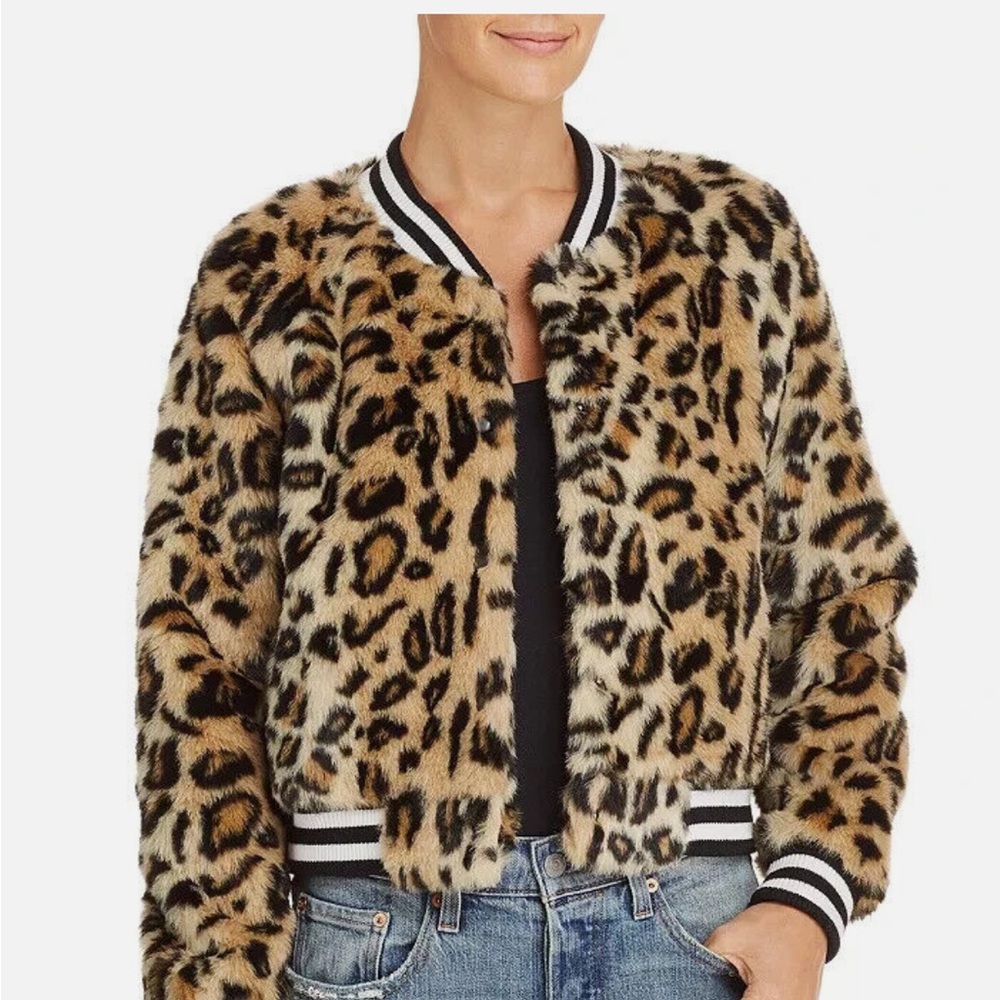 Super cute Jack by bb Dakota fake fur bomber